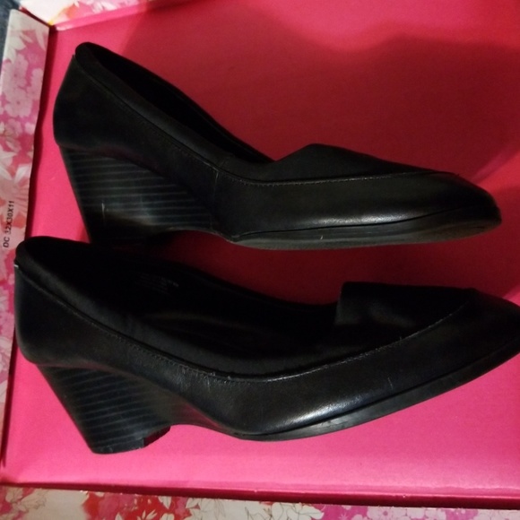 Black Leather Wedge Apostrophe 8.5M - Picture 4 of 7